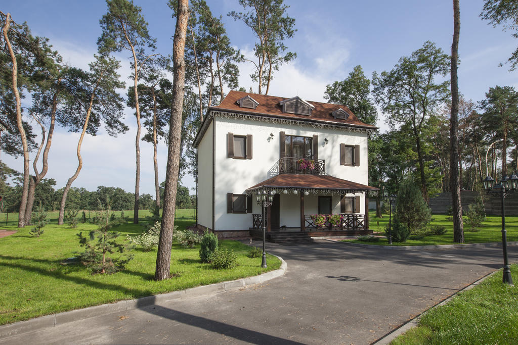 Park-Hotel Kidev Chubynske Exteriör bild